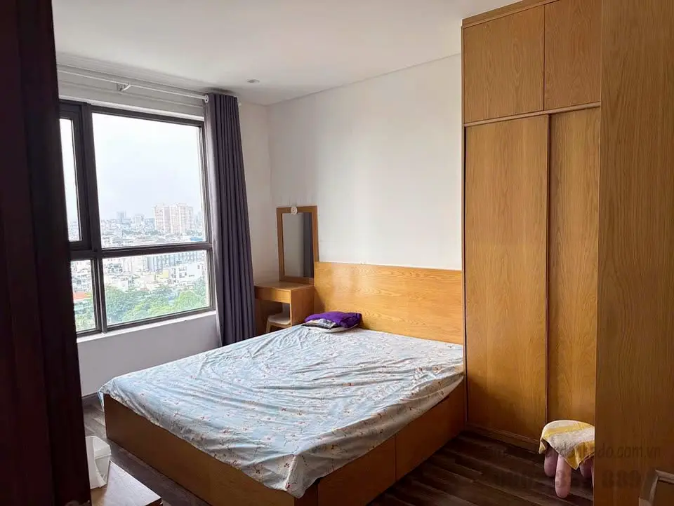 Phòng ngủ căn hộ Hà Đô Centrosa Garden lấy ánh nắng tự nhiên.