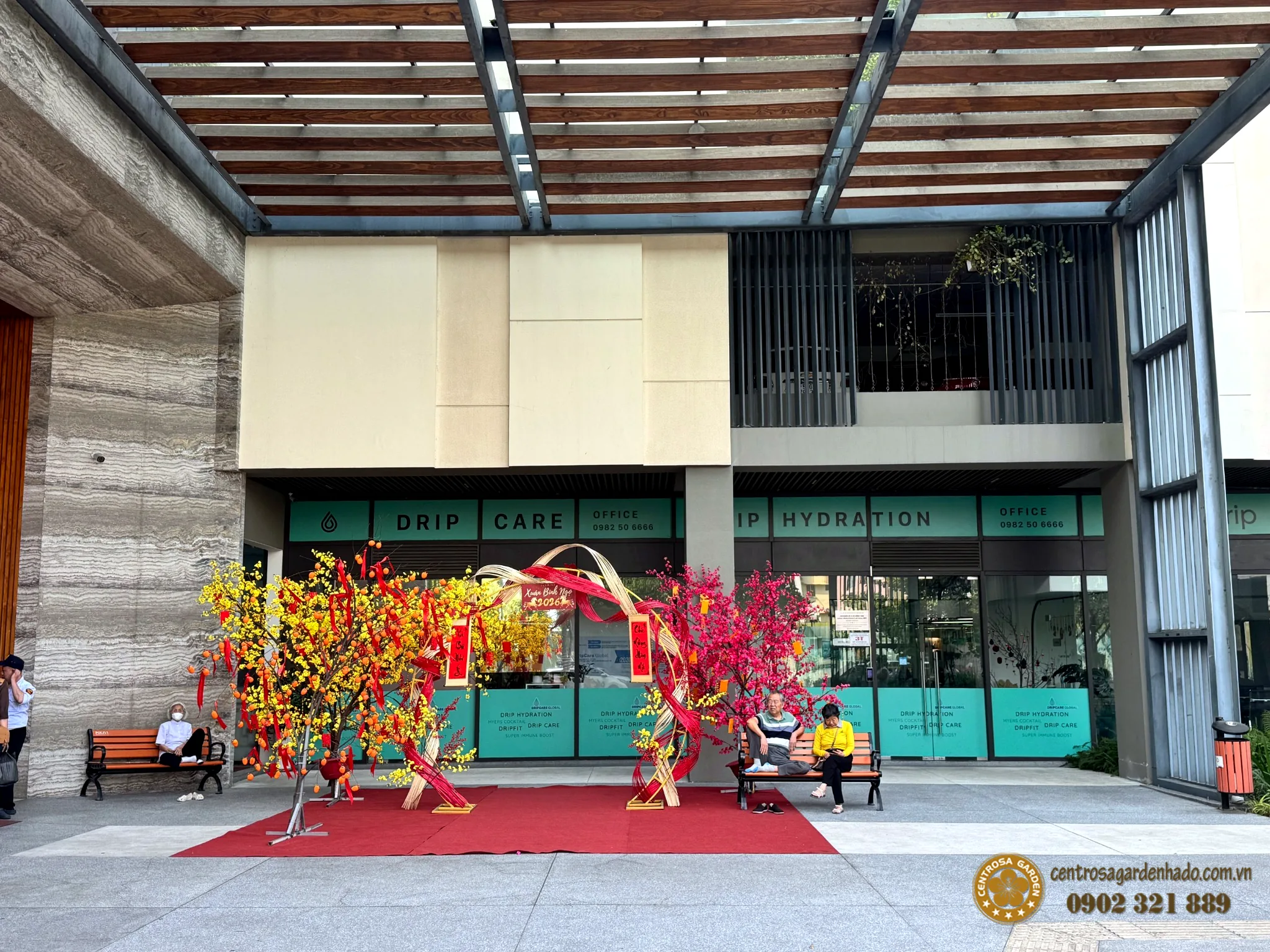 Quán cà phê Project V & Coffee Cell tại Hà Đô Centrosa Garden