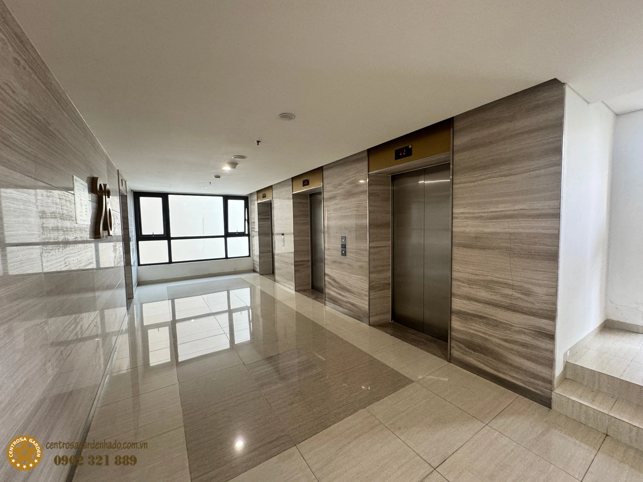Sảnh thang máy phân khu Iris Hà Đô Centrosa Garden Quận 10