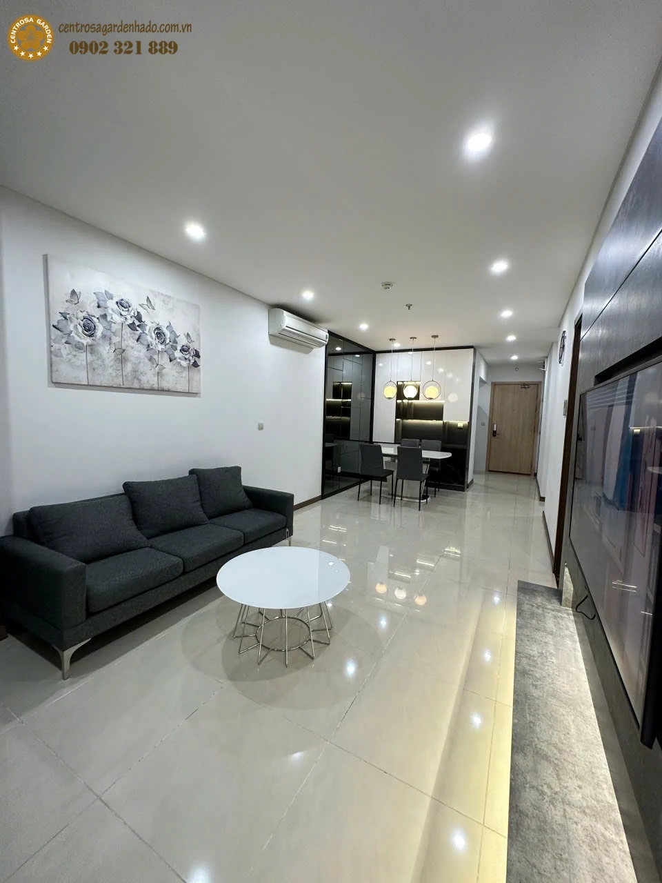 Toàn cảnh phòng khách căn hộ cho thuê Jasmine 2 Hà Đô Centrosa 86m²